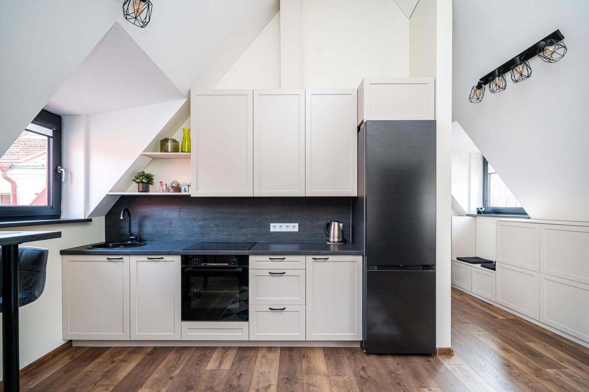 Cozy Central Attic Self Check In Wilna Exterior foto