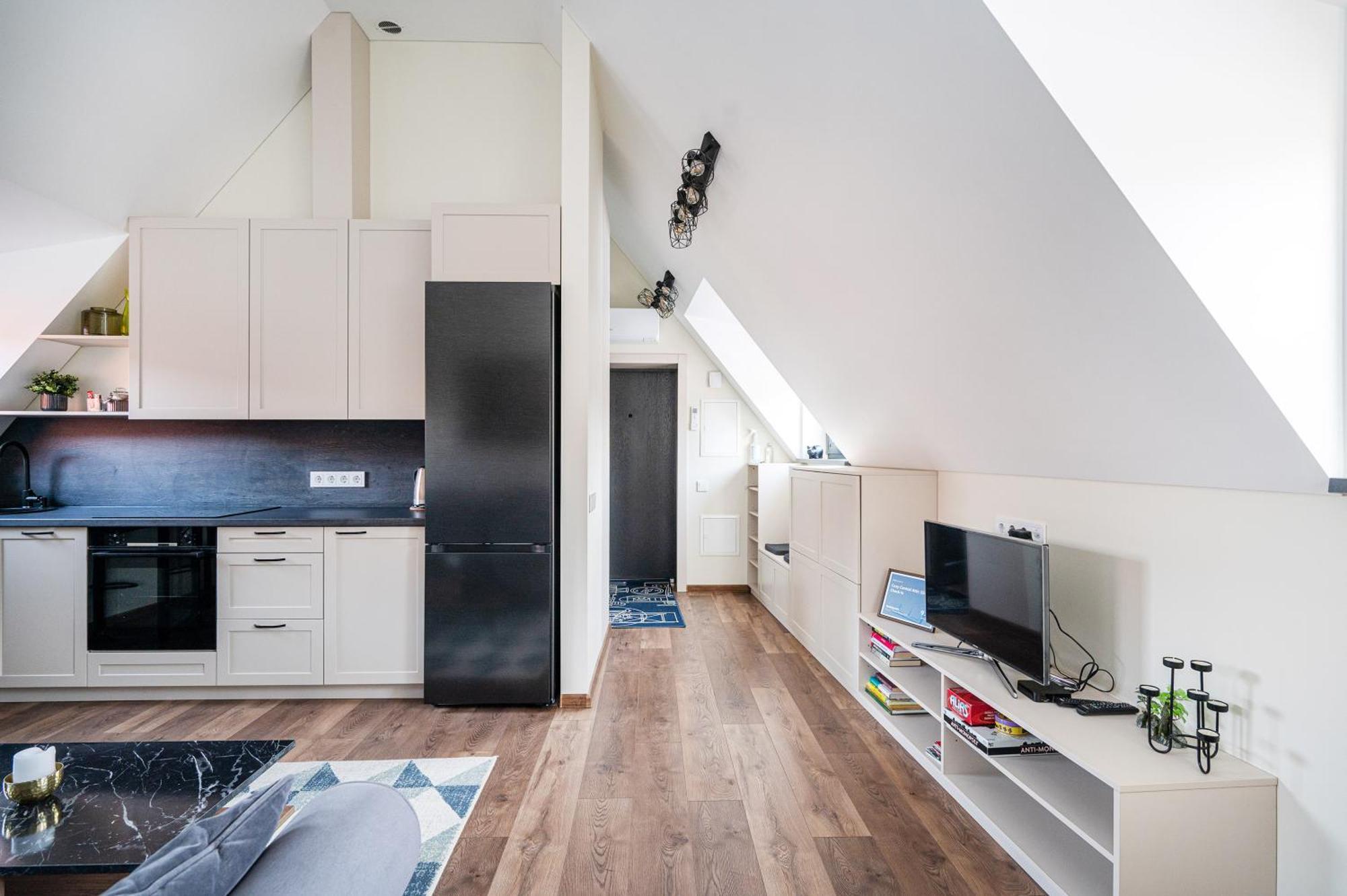 Cozy Central Attic Self Check In Wilna Exterior foto