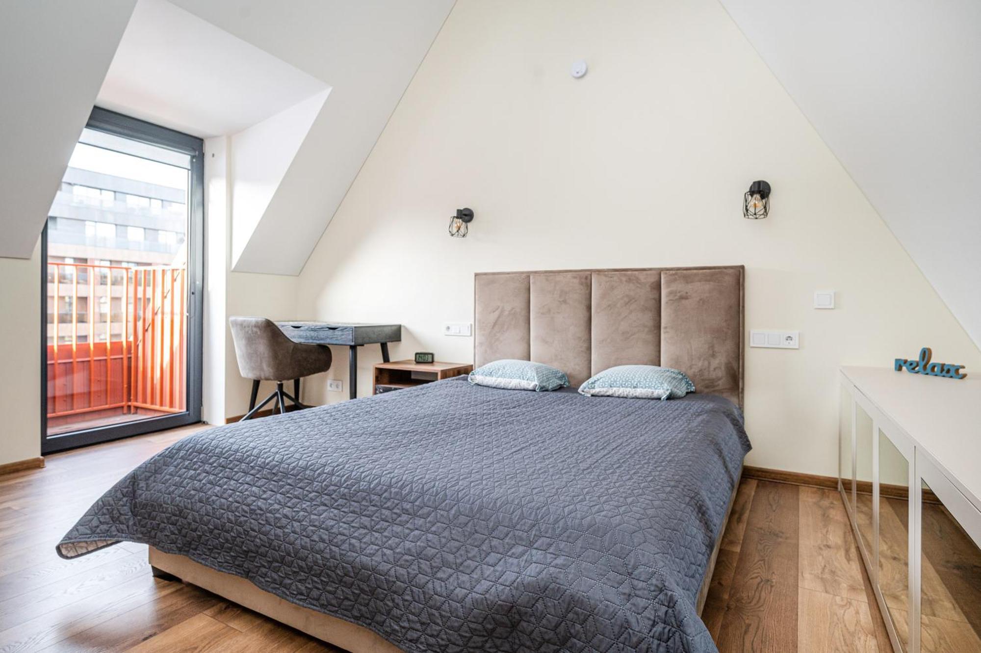 Cozy Central Attic Self Check In Wilna Exterior foto
