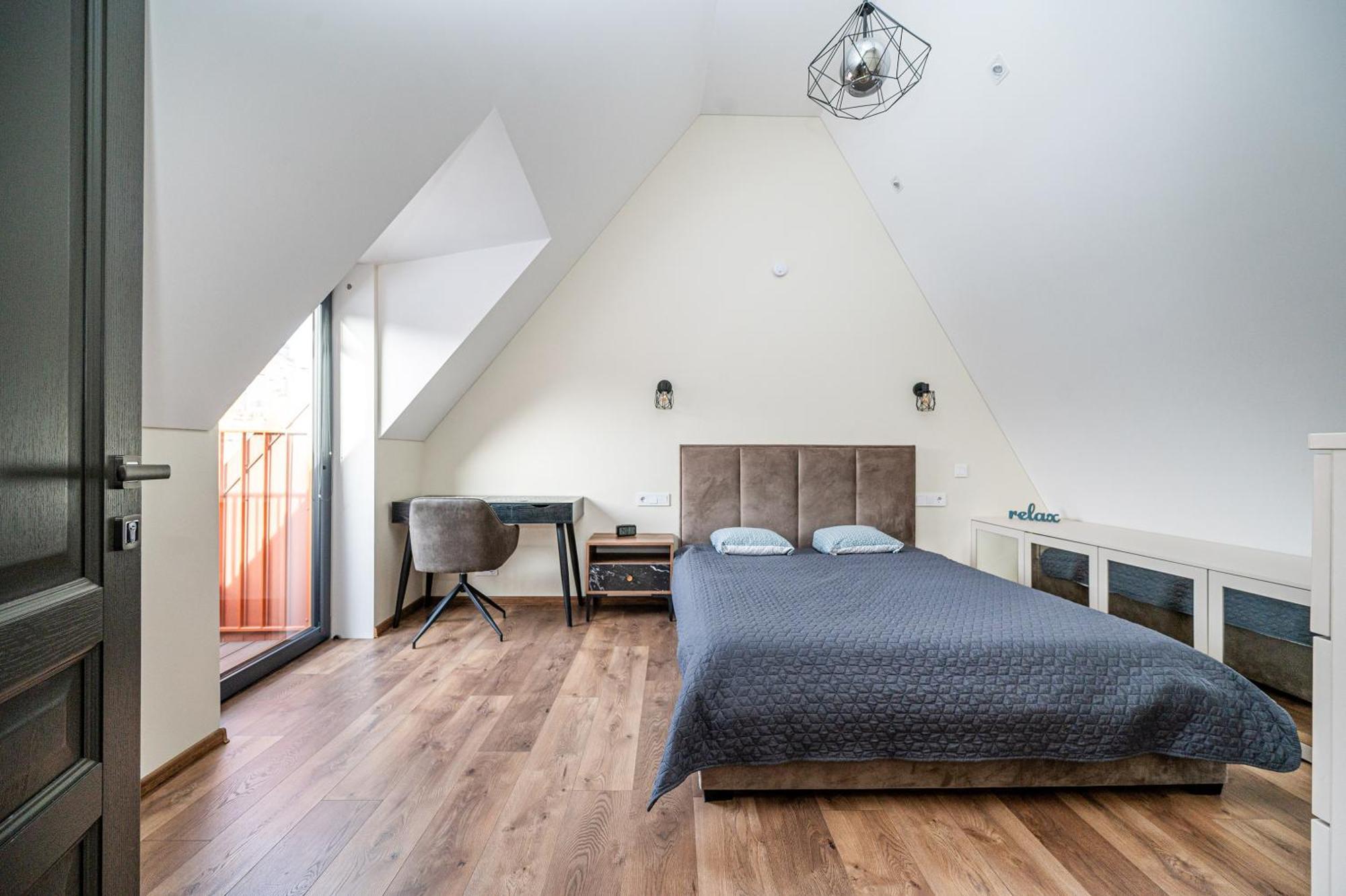 Cozy Central Attic Self Check In Wilna Exterior foto